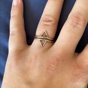 Pura Vida Duel Triangle Ring